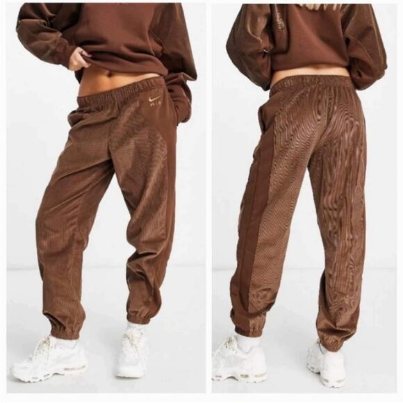 NWT Nike Air Max Boho Brown Corduroy Loose Fit High Rise Joggers/ Sweats XXL - Picture 1 of 13